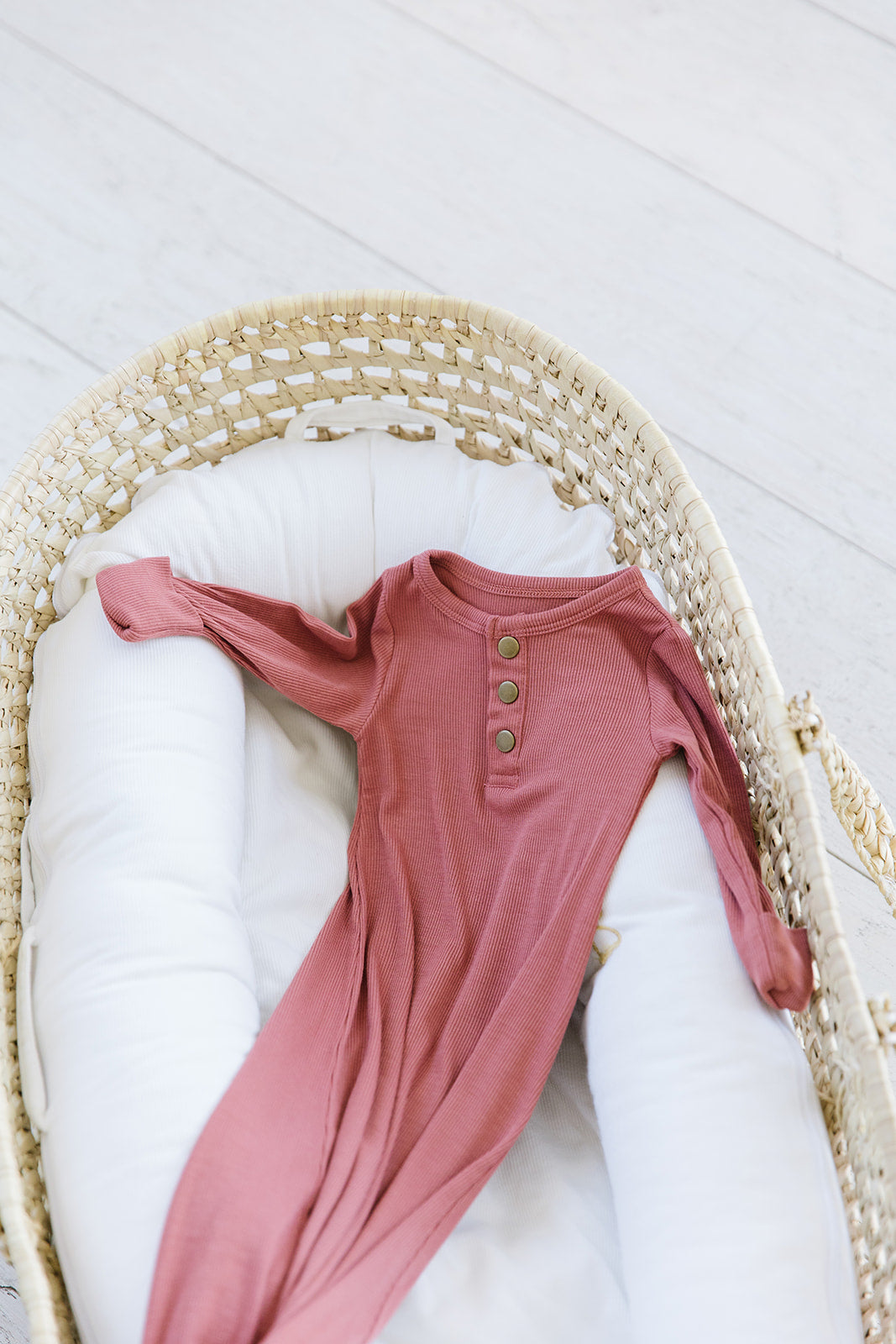 Rose ribbed knotted sleeper