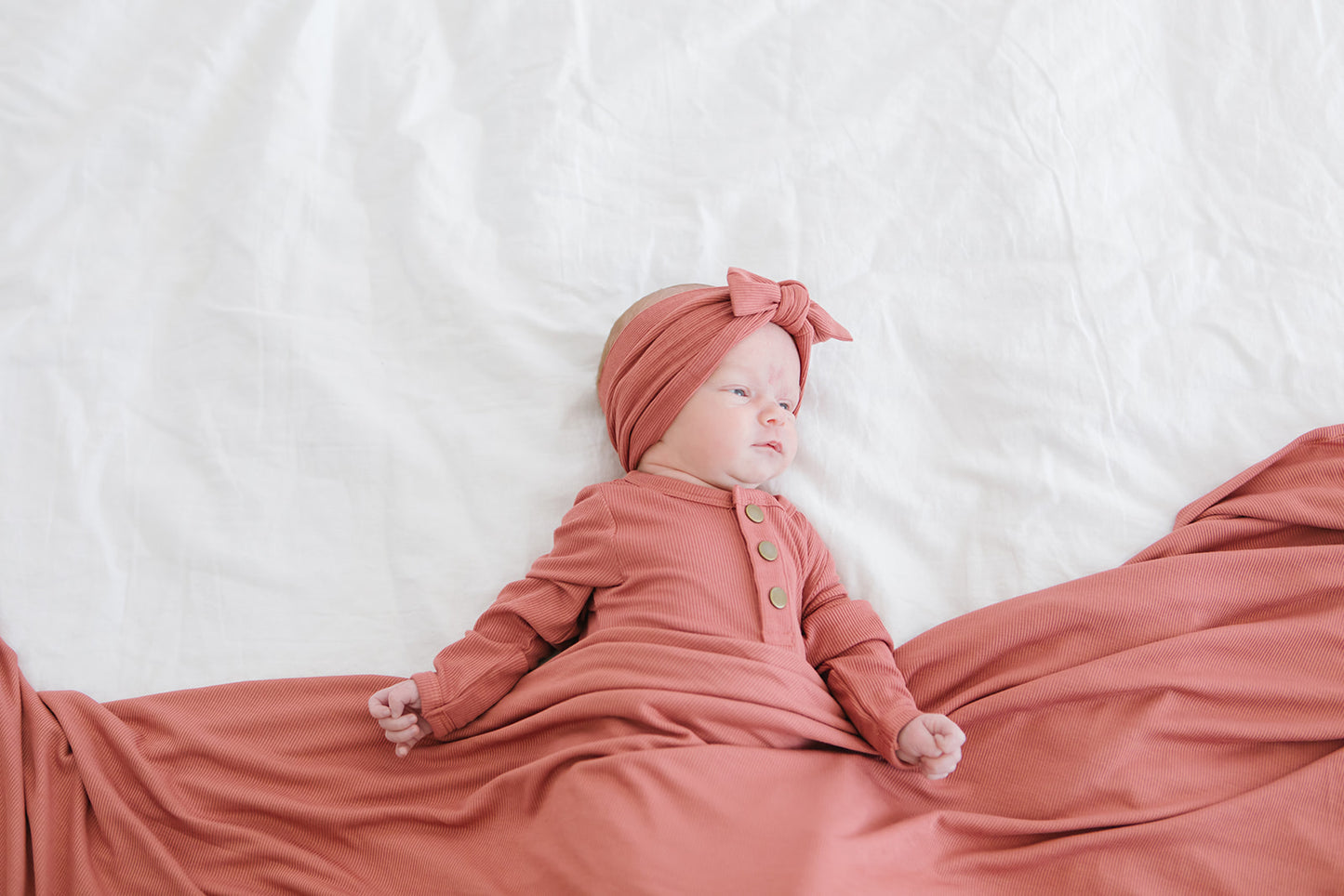 Rose ribbed stretchy swaddle