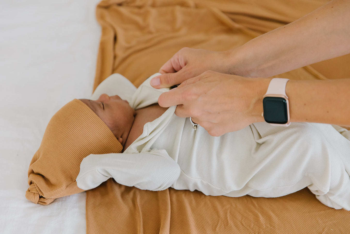 oatmeal ribbed knotted sleeper