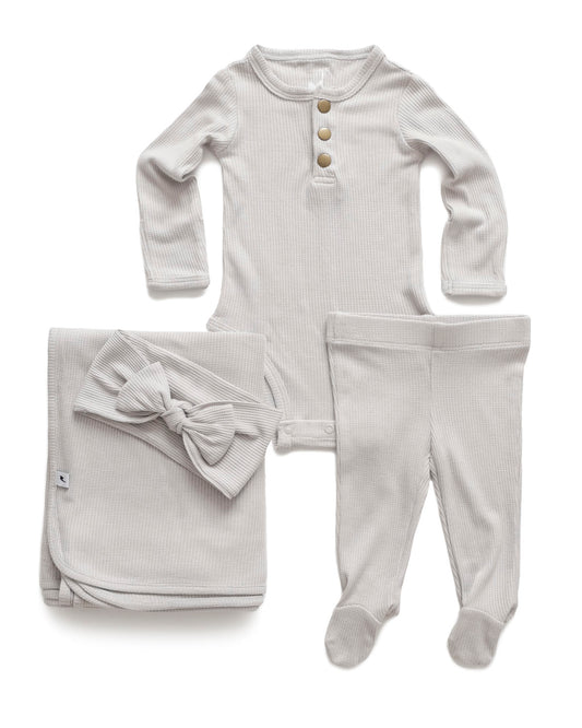 Grey waffle newborn essential bundle (two-piece)